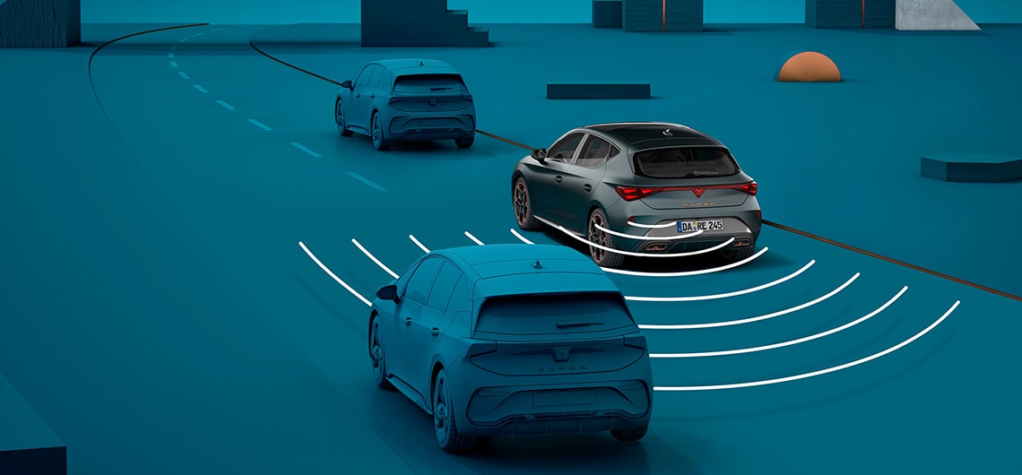 Wie man das Exit-Warning-System des CUPRA Leon Sportstourer verwendet, visuelle Demo mit Formen und blauem Hintergrund.