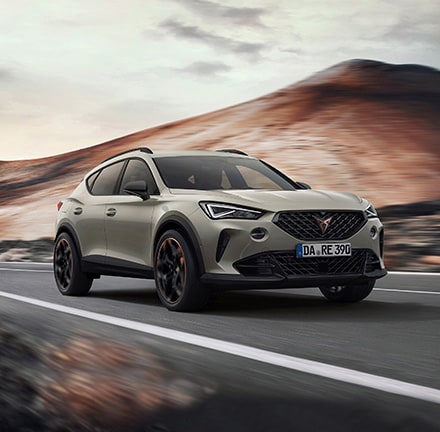  CUPRA Formentor VZ5 mit VZ5 Welcome Light Beeindruckende Kraft. Rennsportlich inspiriert. Der leistungsstärkste CUPRA. 