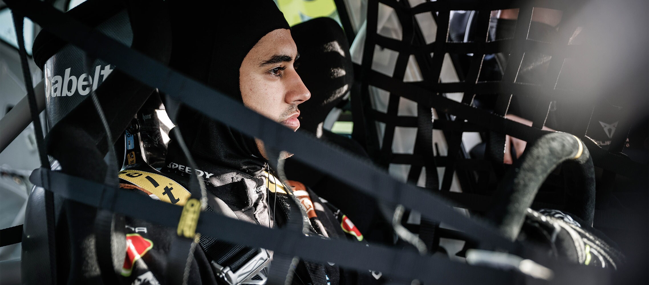 Mikel Azcona