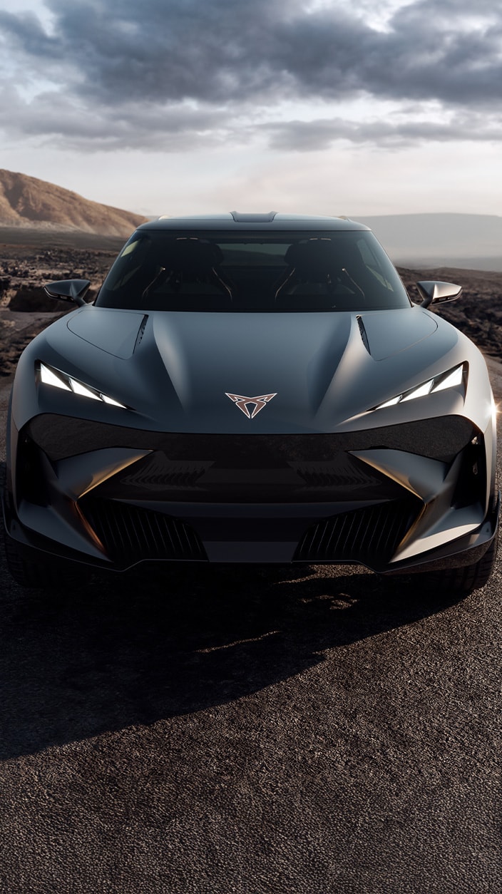 Frontale Ansicht des neuen CUPRA Tindaya mit seinem markanten Kühlergrill. 